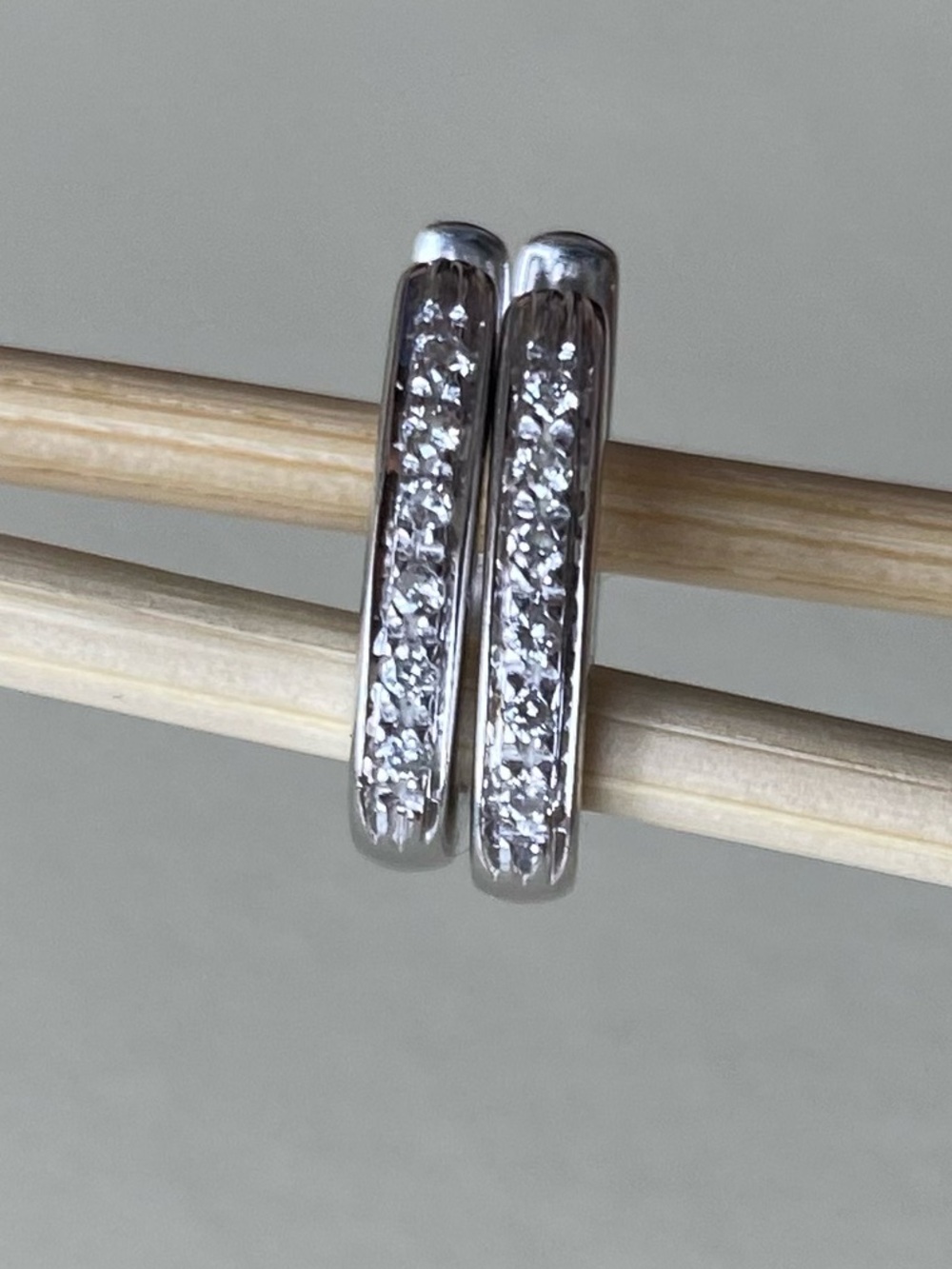 💕Host Pick💕18k white gold Diamond earrings purchased in Italy 🇮🇹 - appraisal inc - Picture 2 of 13